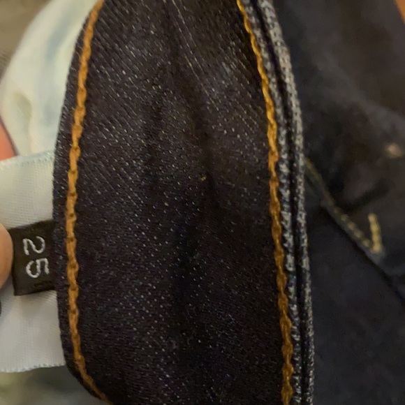 Vince. Dark Wash Skinny Jean - Picture 6 of 6